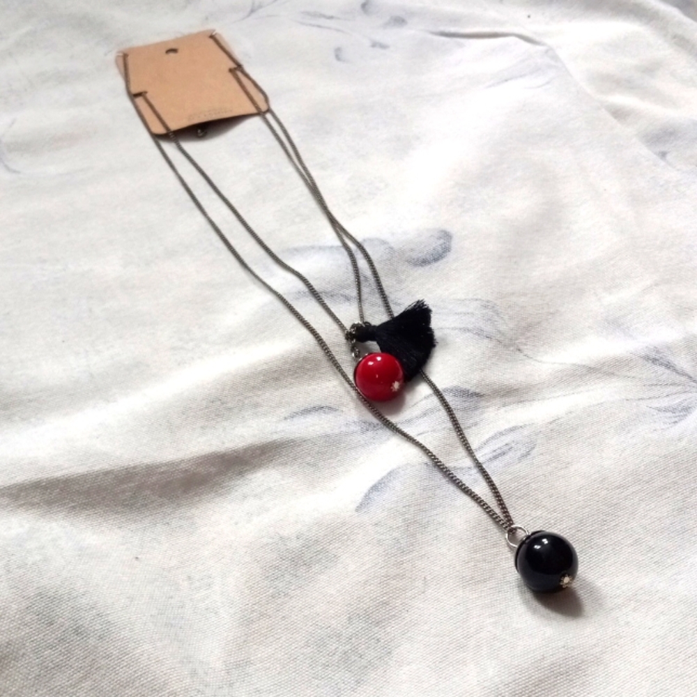 NWT Accessory long red and black multi layered necklace